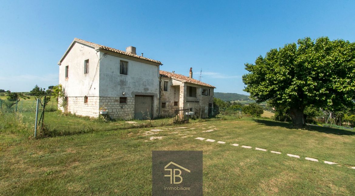 immobiliareFB-casale-sirolo10