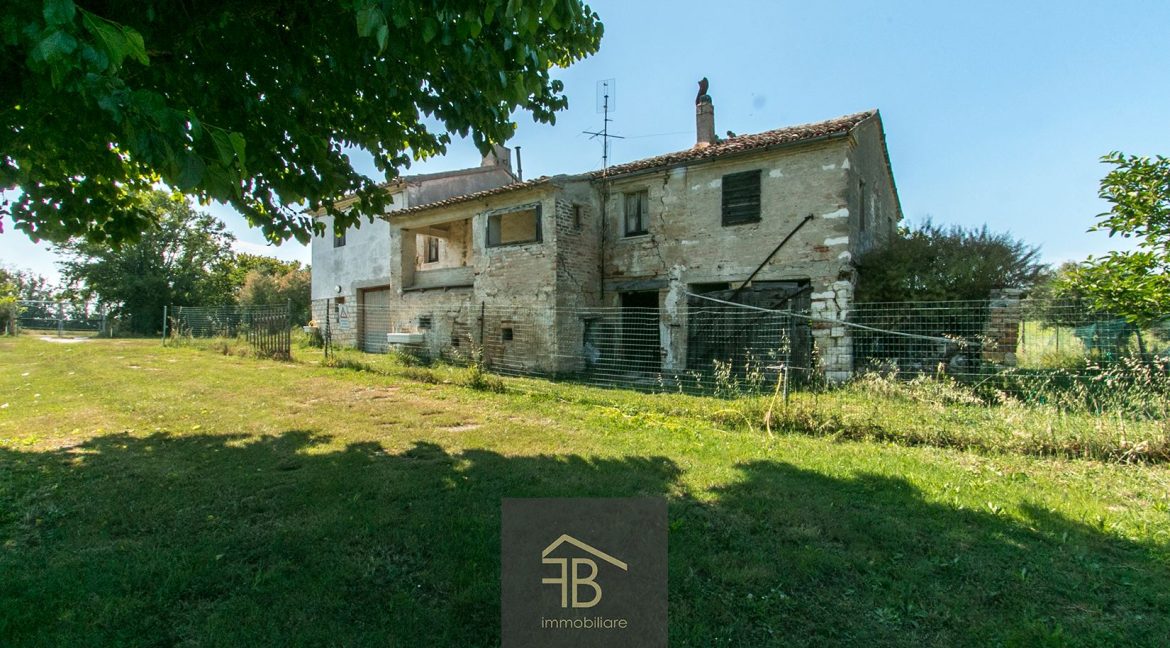 immobiliareFB-casale-sirolo6